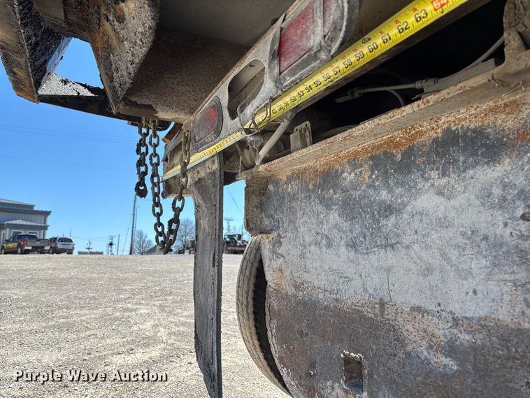image for item FB3377 2004 Sterling L9500 dump truck