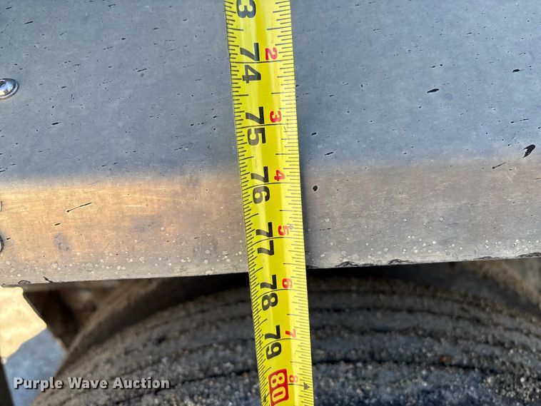 image for item FB3377 2004 Sterling L9500 dump truck
