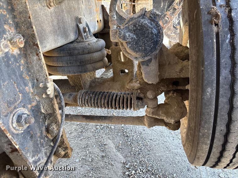 image for item FB3377 2004 Sterling L9500 dump truck