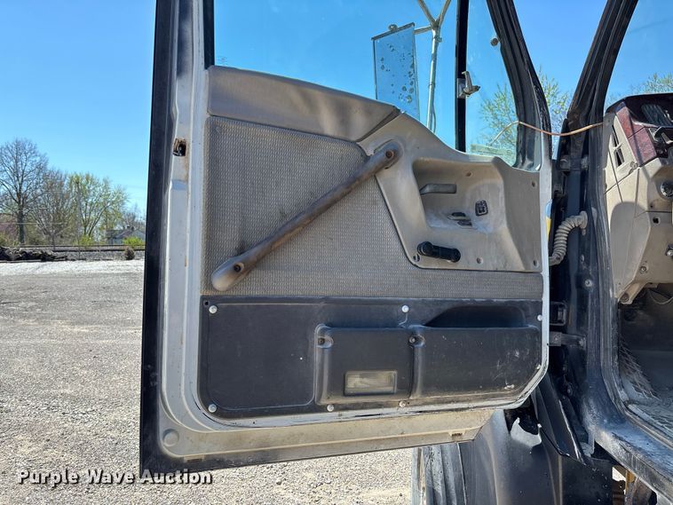 image for item FB3377 2004 Sterling L9500 dump truck