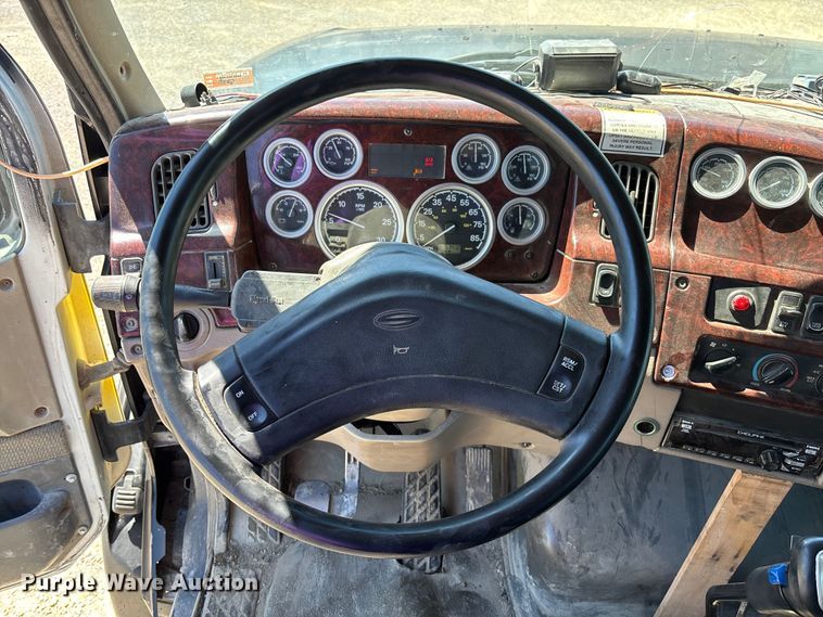 image for item FB3377 2004 Sterling L9500 dump truck