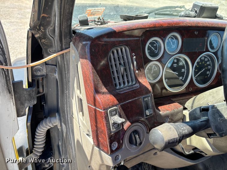 image for item FB3377 2004 Sterling L9500 dump truck