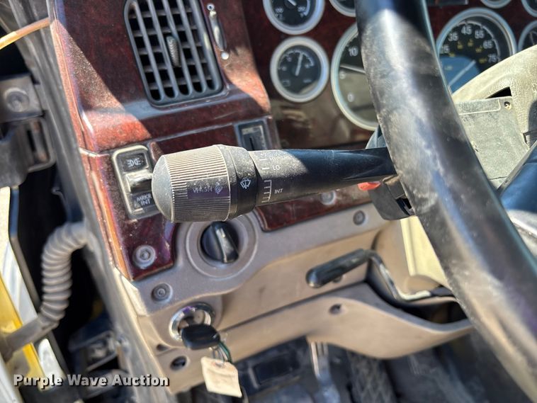 image for item FB3377 2004 Sterling L9500 dump truck