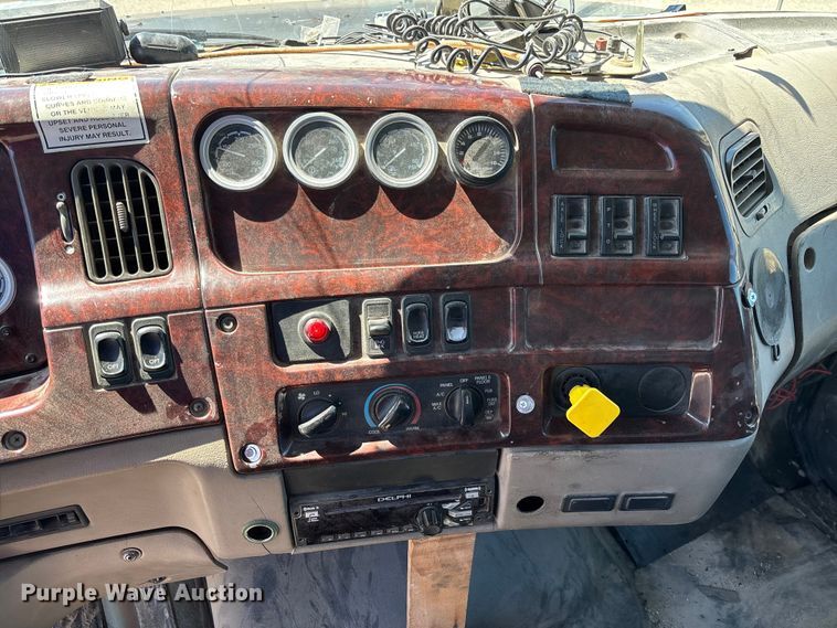image for item FB3377 2004 Sterling L9500 dump truck