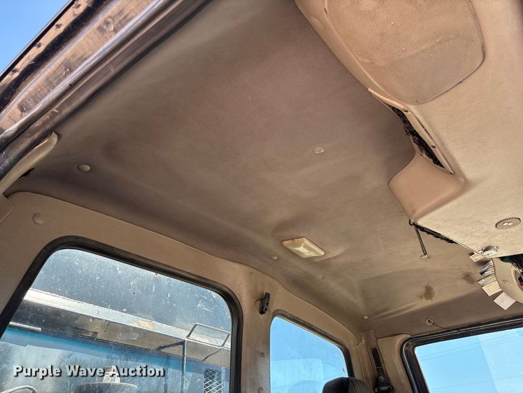 image for item FB3377 2004 Sterling L9500 dump truck