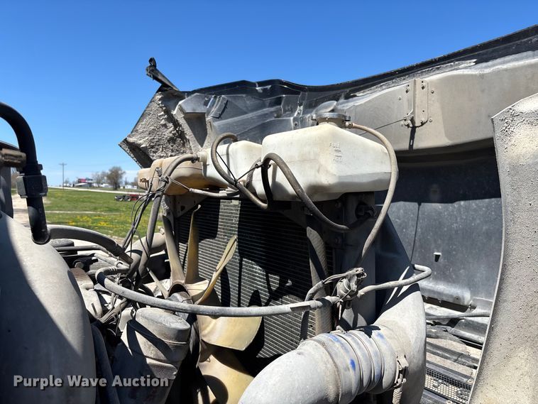 image for item FB3377 2004 Sterling L9500 dump truck