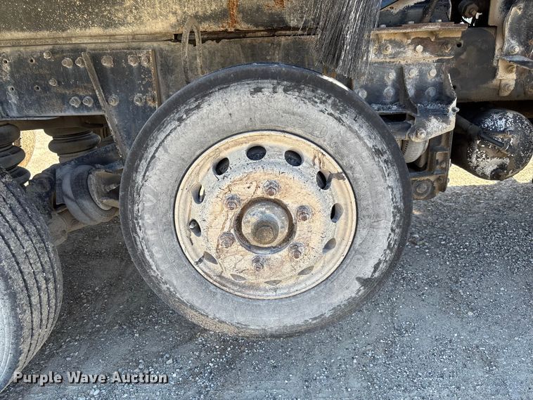 image for item FB3377 2004 Sterling L9500 dump truck