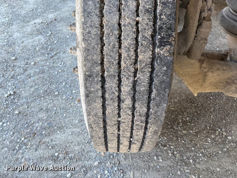 image for item FB3377 2004 Sterling L9500 dump truck