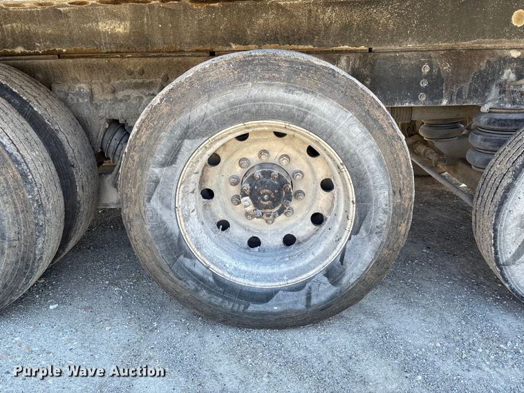 image for item FB3377 2004 Sterling L9500 dump truck