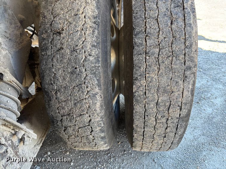 image for item FB3377 2004 Sterling L9500 dump truck