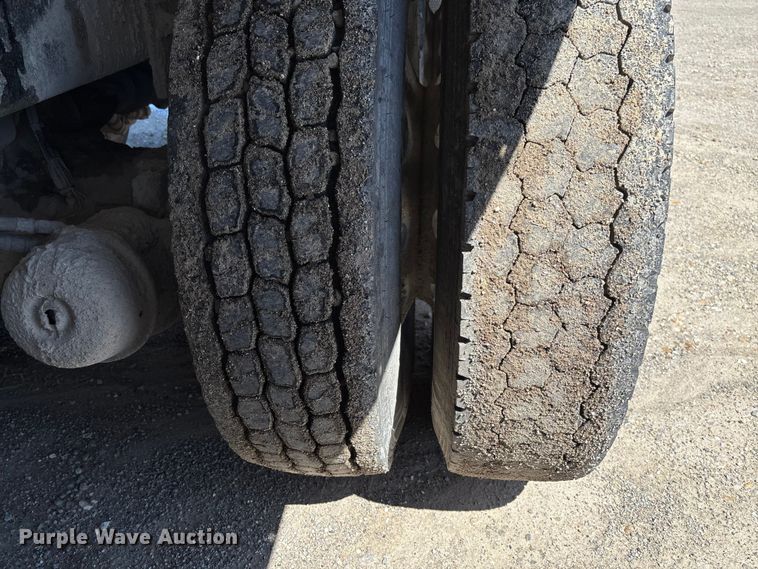 image for item FB3377 2004 Sterling L9500 dump truck