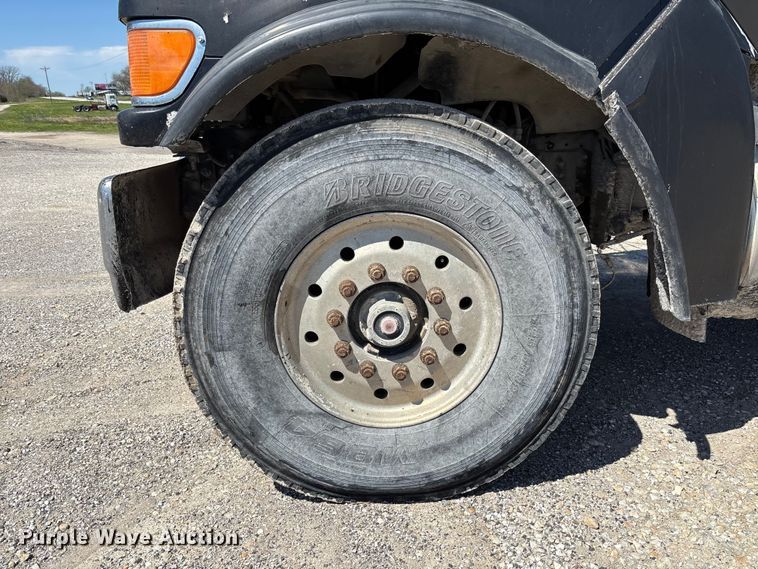 image for item FB3377 2004 Sterling L9500 dump truck