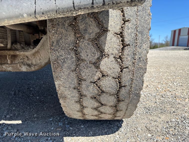 image for item FB3377 2004 Sterling L9500 dump truck
