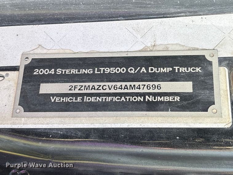 image for item FB3377 2004 Sterling L9500 dump truck