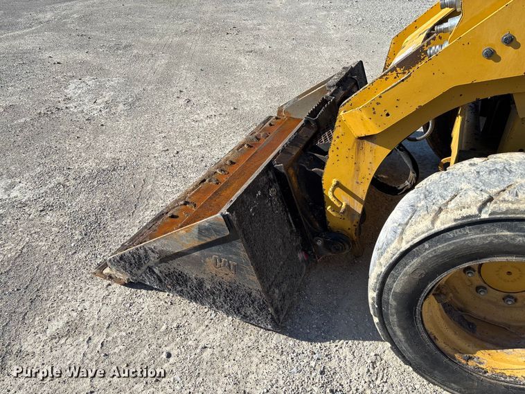 image for item FB3461 2019 Caterpillar 262D skid steer loader