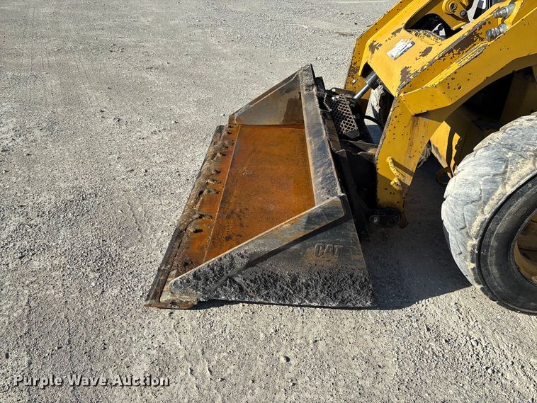 image for item FB3461 2019 Caterpillar 262D skid steer loader