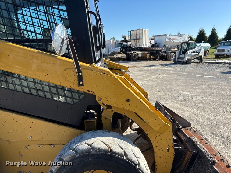 image for item FB3461 2019 Caterpillar 262D skid steer loader