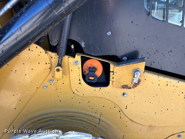 image for item FB3461 2019 Caterpillar 262D skid steer loader