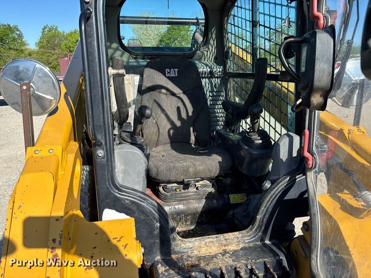 image for item FB3461 2019 Caterpillar 262D skid steer loader