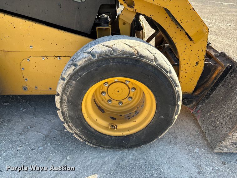 image for item FB3461 2019 Caterpillar 262D skid steer loader