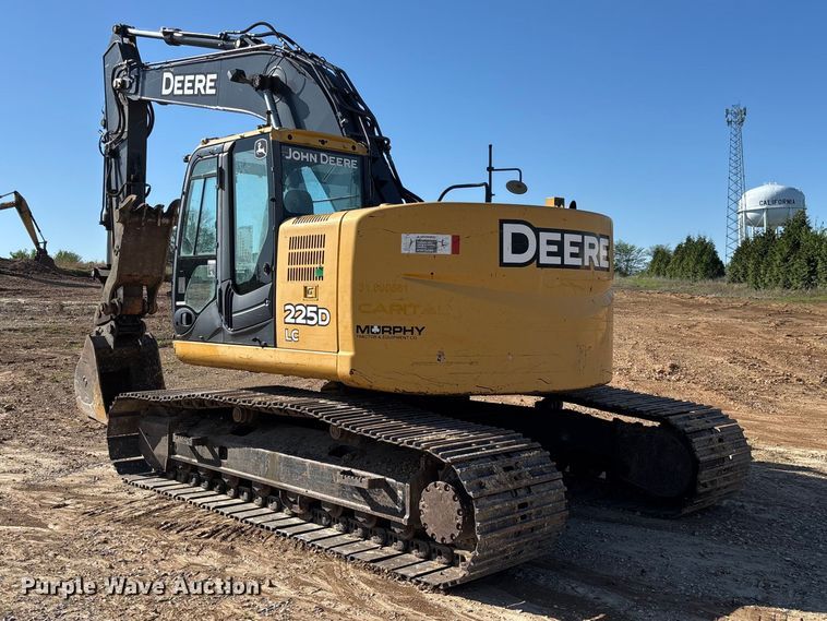 image for item FB3462 2012 John Deere FF225DX excavator