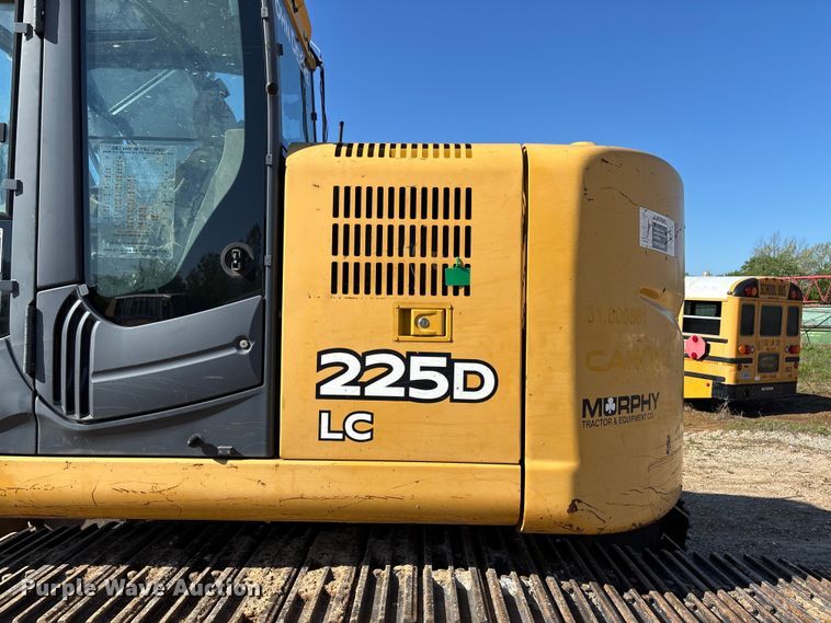 image for item FB3462 2012 John Deere FF225DX excavator