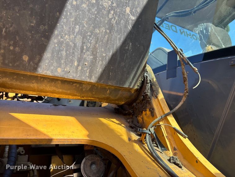 image for item FB3462 2012 John Deere FF225DX excavator