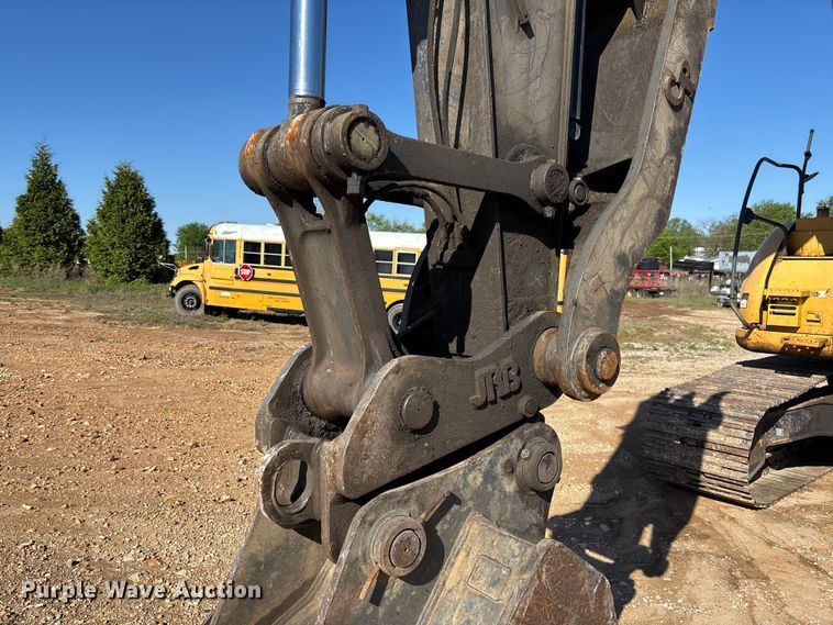 image for item FB3462 2012 John Deere FF225DX excavator