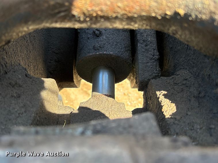 image for item FB3462 2012 John Deere FF225DX excavator