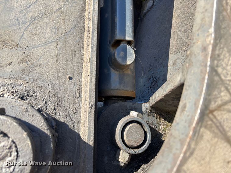 image for item FB3462 2012 John Deere FF225DX excavator