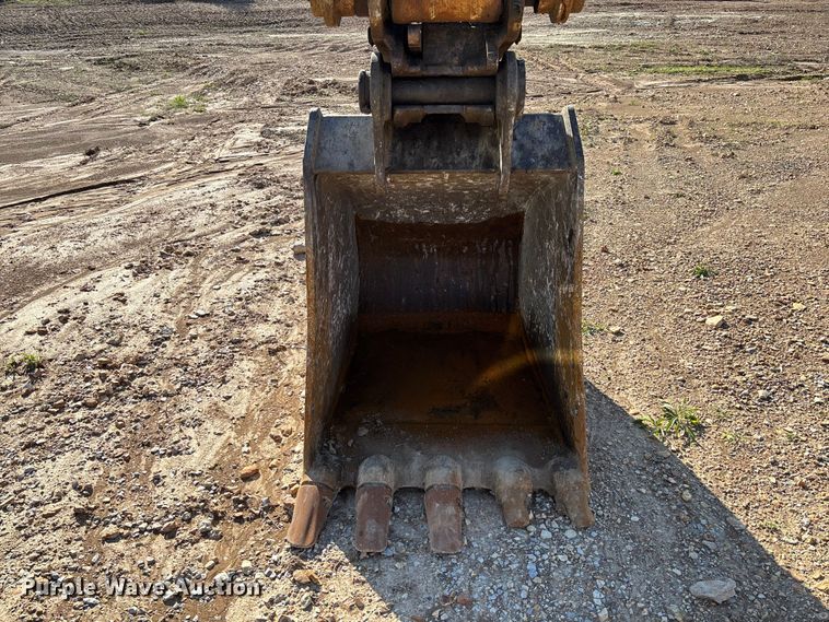 image for item FB3462 2012 John Deere FF225DX excavator