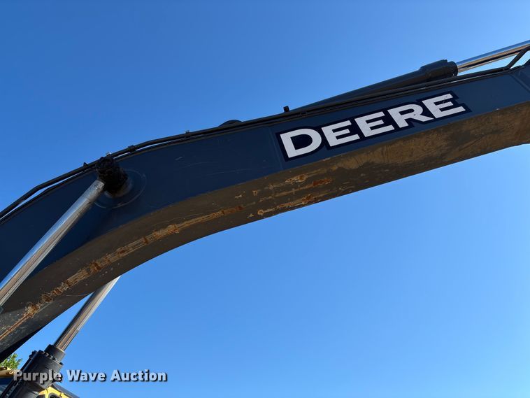 image for item FB3462 2012 John Deere FF225DX excavator