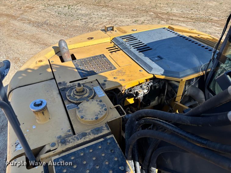 image for item FB3462 2012 John Deere FF225DX excavator