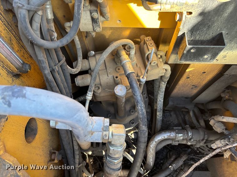 image for item FB3462 2012 John Deere FF225DX excavator
