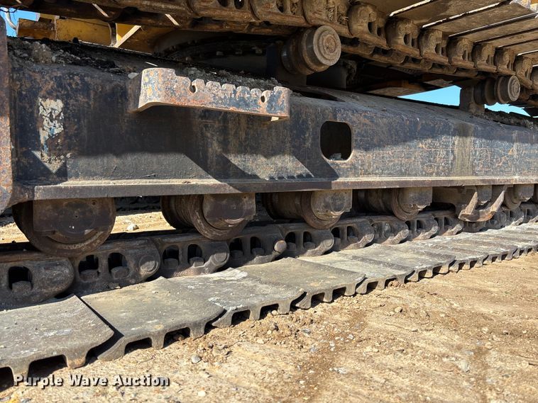 image for item FB3462 2012 John Deere FF225DX excavator