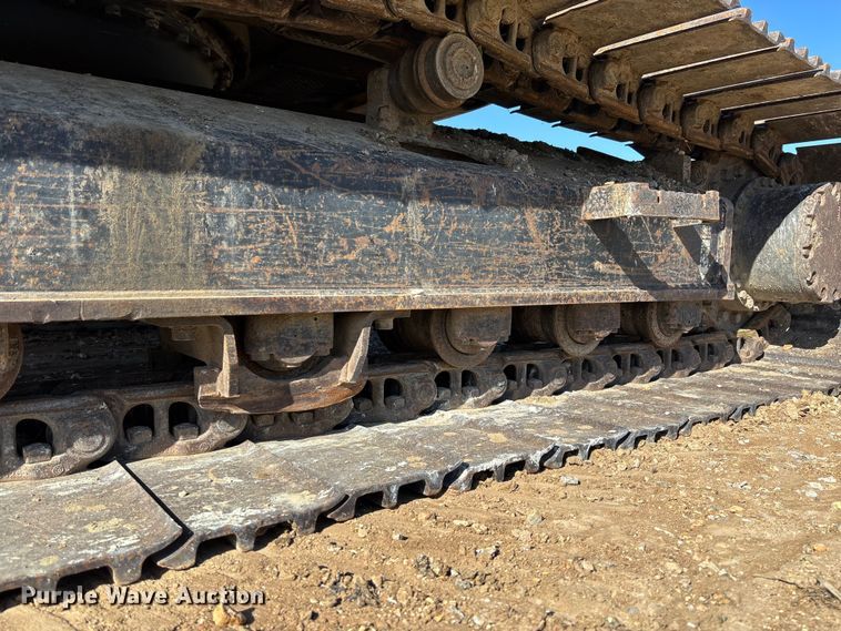image for item FB3462 2012 John Deere FF225DX excavator