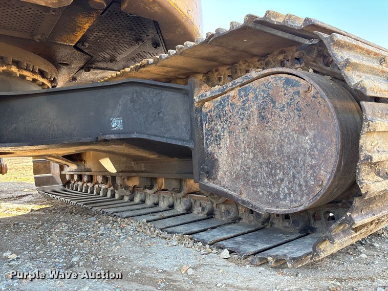 image for item FB3462 2012 John Deere FF225DX excavator