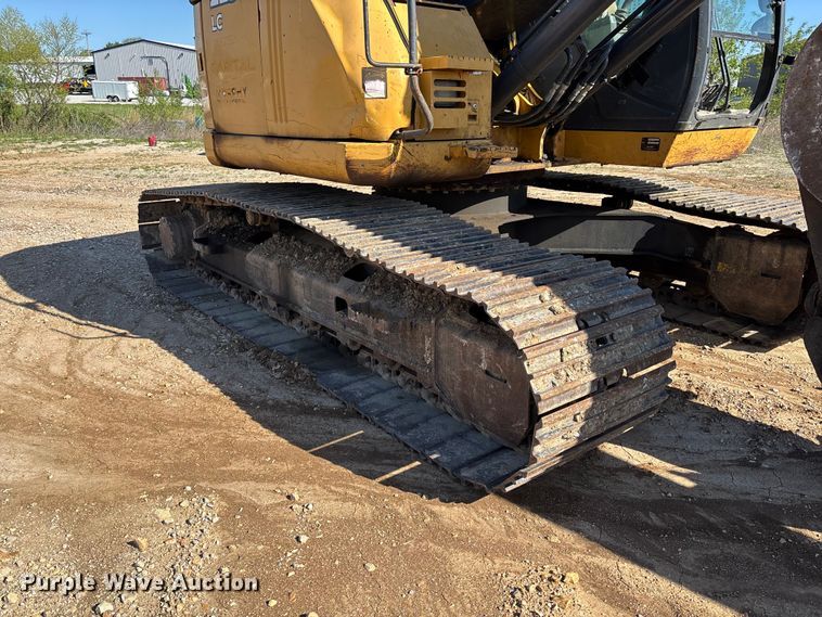 image for item FB3462 2012 John Deere FF225DX excavator