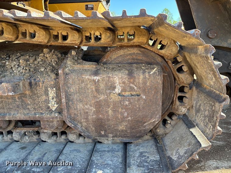 image for item FB3462 2012 John Deere FF225DX excavator