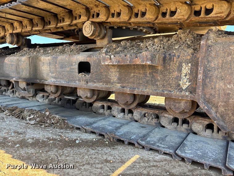 image for item FB3462 2012 John Deere FF225DX excavator