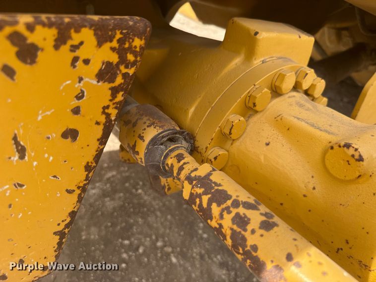 image for item FB7325 2004 John Deere 310SG backhoe