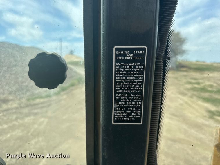 image for item FB7325 2004 John Deere 310SG backhoe