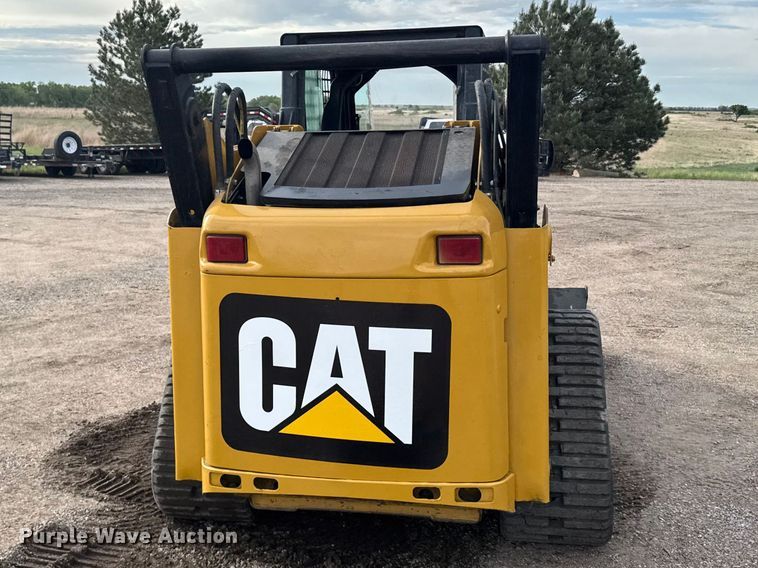 image for item FB7361 2011 Caterpillar 259B3 tracked skid steer loader