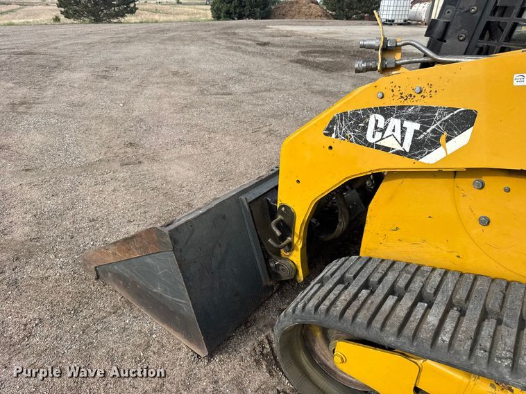 image for item FB7361 2011 Caterpillar 259B3 tracked skid steer loader