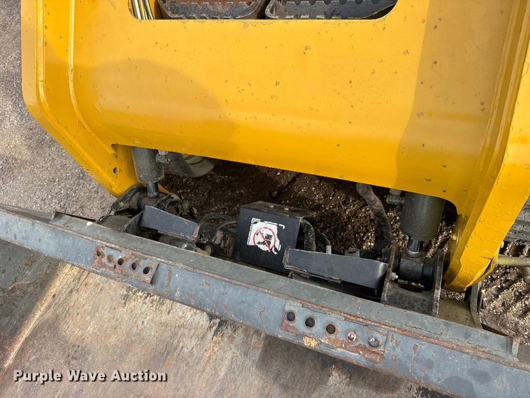 image for item FB7361 2011 Caterpillar 259B3 tracked skid steer loader