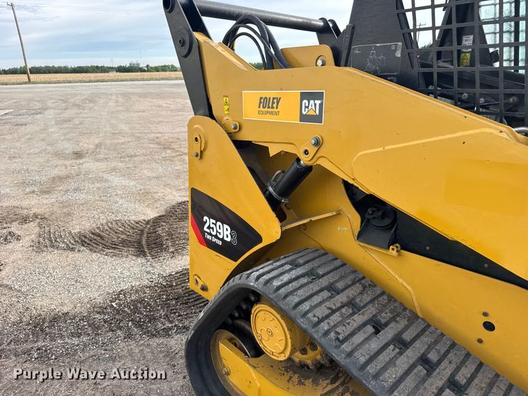 image for item FB7361 2011 Caterpillar 259B3 tracked skid steer loader