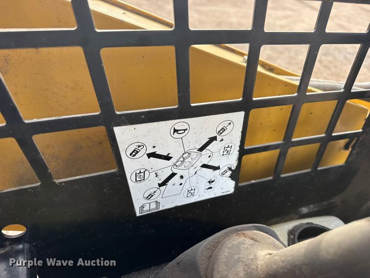 image for item FB7361 2011 Caterpillar 259B3 tracked skid steer loader