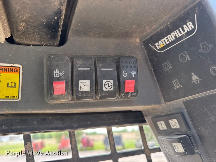 image for item FB7361 2011 Caterpillar 259B3 tracked skid steer loader