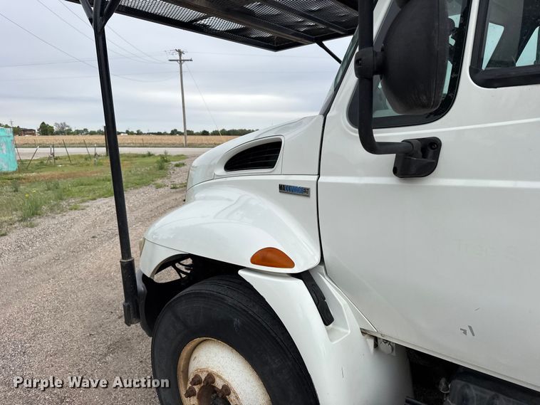 image for item FB7366 2009 International 4300 forestry bucket truck