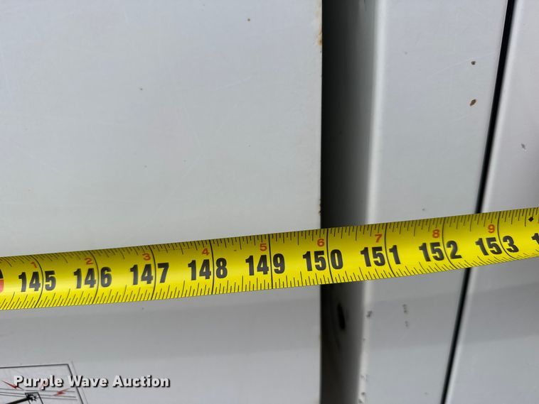image for item FB7366 2009 International 4300 forestry bucket truck